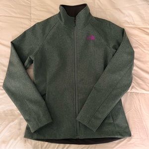 The North Face windwall jacket